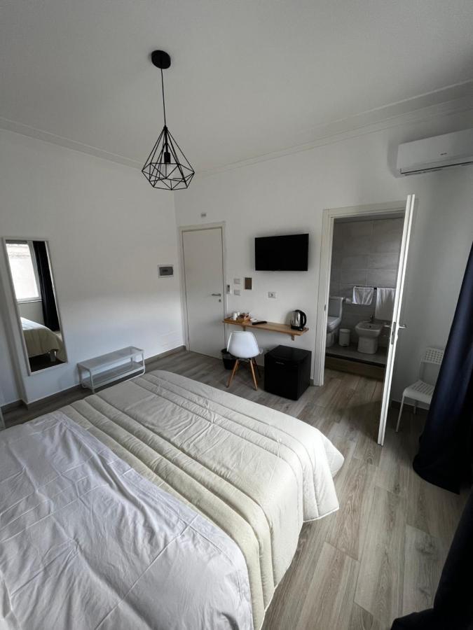 Dimora Sicula Guest House Катания Екстериор снимка